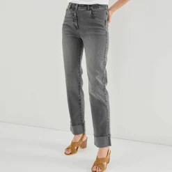 Jean droit à revers 7/8ème, taille haute