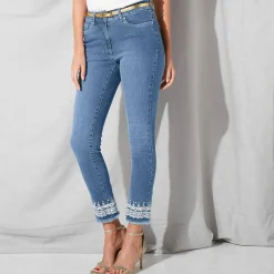 Jean 7/8 fuselé brodé