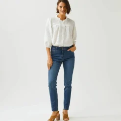 Jean slim, taille haute, petite stature
