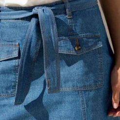 Jupe en jean léger, ceinture à nouer