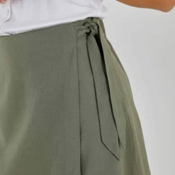Jupe short en lin mélangé