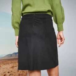 Jupe évasée, suédine