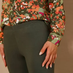 Legging boutons fantaisie