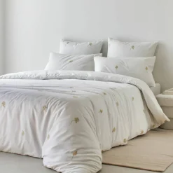 Linge de lit blanc brodé fleurs Colombine®