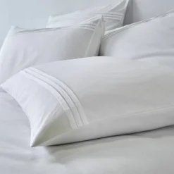 Linge de lit blanc plis plats Colombine®