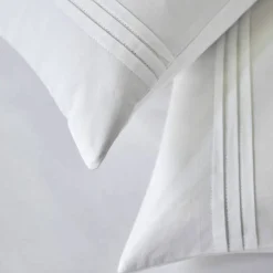 Linge de lit blanc plis plats Colombine®