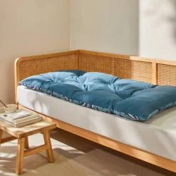 Long coussin de sol imprimé feuillage