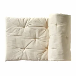 Long coussin uni d'assise de canapé