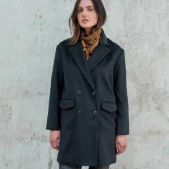 Manteau mi-long à col tailleur, boutonnage croisé