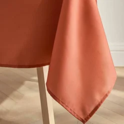 Nappe unie entretien facile