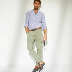 Pantalon chino ceinture arrondie sous le ventre