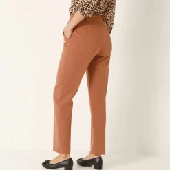 Pantalon cigarette, fluide