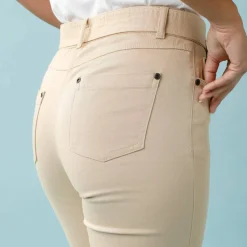 Pantalon droit, Spécial Petites