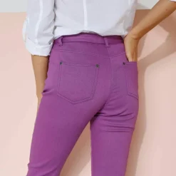 Pantalon fuselé couleur