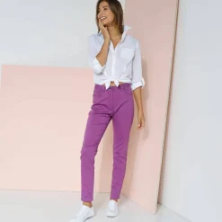 Pantalon fuselé couleur