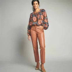 Pantalon fuselé 7/8ème aspect enduit
