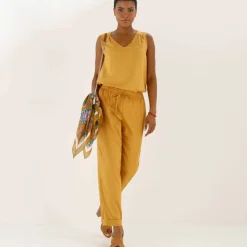 Pantalon 7/8 fuselé uni