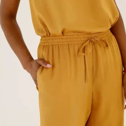 Pantalon 7/8 fuselé uni