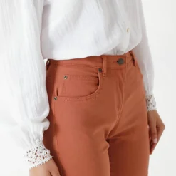 Pantalon sculptant, 5 poches