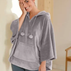 Poncho à capuche, maille polaire toucher peluche