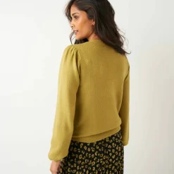 Pull ajouré col tunisien boutonné