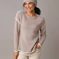 Pull bicolore en maille moelleuse