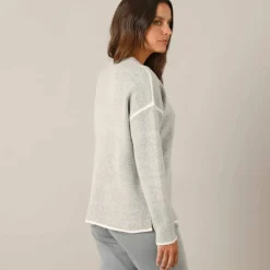 Pull bicolore en maille moelleuse