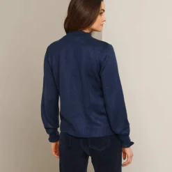 Pull col montant, finition frisotti