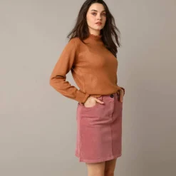 Pull col montant, finition frisotti