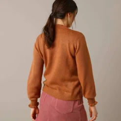 Pull col montant, finition frisotti