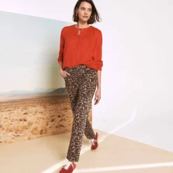 Pull col rond, détail à nouer