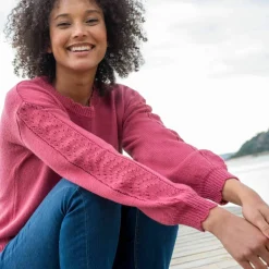 Pull col rond finitions écailles