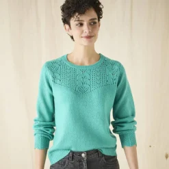 Pull col rond maille ajourée, toucher doux