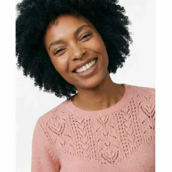 Pull col rond maille ajourée, toucher doux