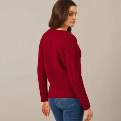 Pull col rond, maille torsadée