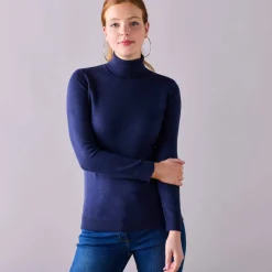Pull col roulé, toucher doux