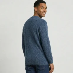 Pull col V maille irlandaise
