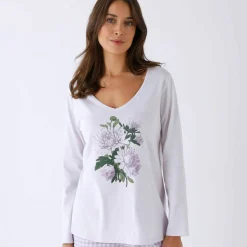 Pyjama pantalon motif fleurs et imprimé carreaux