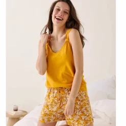 Pyjama short imprimé tropical avec bretelles froncées