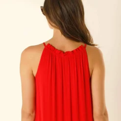 Robe aux fines bretelles, crépon fluide