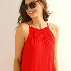 Robe aux fines bretelles, crépon fluide