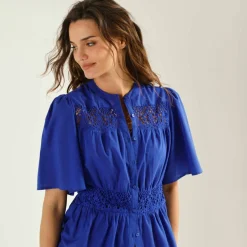 Robe boutonnée macramé, manches coudes évasées
