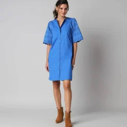 Robe-chemisier en coton uni, à manches coudes en broderies anglaises