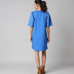 Robe-chemisier en coton uni, à manches coudes en broderies anglaises