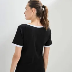 Robe courte bicolore, manches courtes