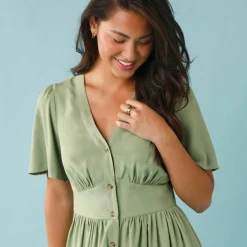 Robe courte boutonnée unie, Spécial Petites