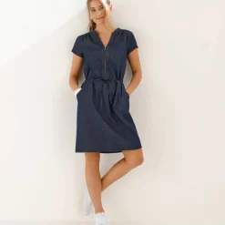 Robe courte col zippé, denim léger
