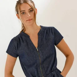 Robe courte col zippé, denim léger