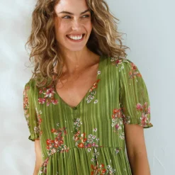 Robe courte imprimé floral, voile fils brillants