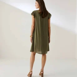 Robe décolleté macramé unie